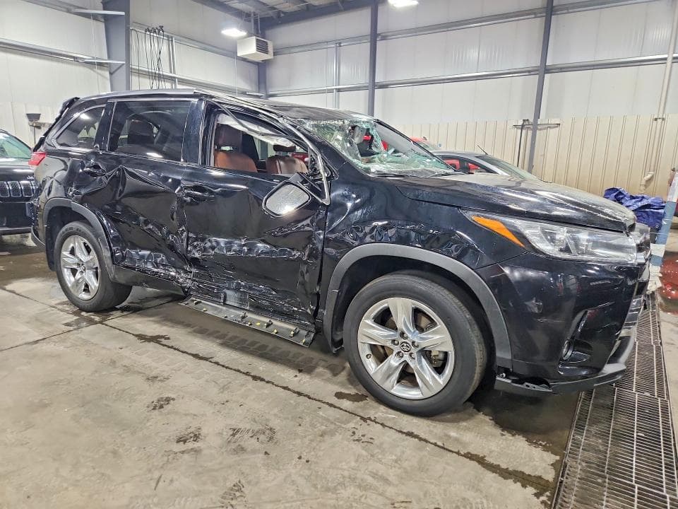 2019 TOYOTA HIGHLANDER LIMITED 4