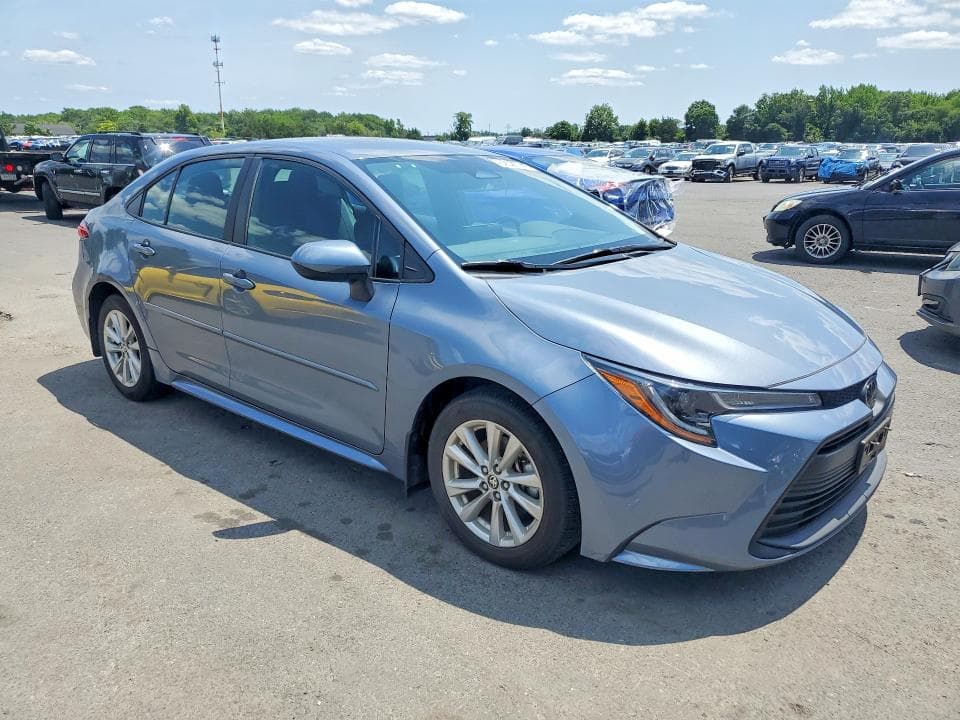 2024 TOYOTA COROLLA LE 4
