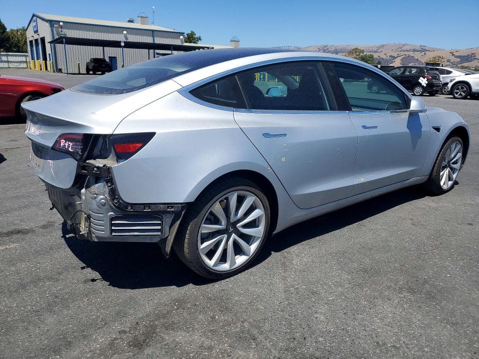 2018 TESLA MODEL 3 3