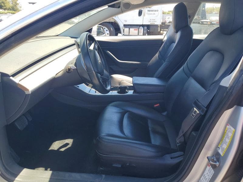 2018 TESLA MODEL 3 7