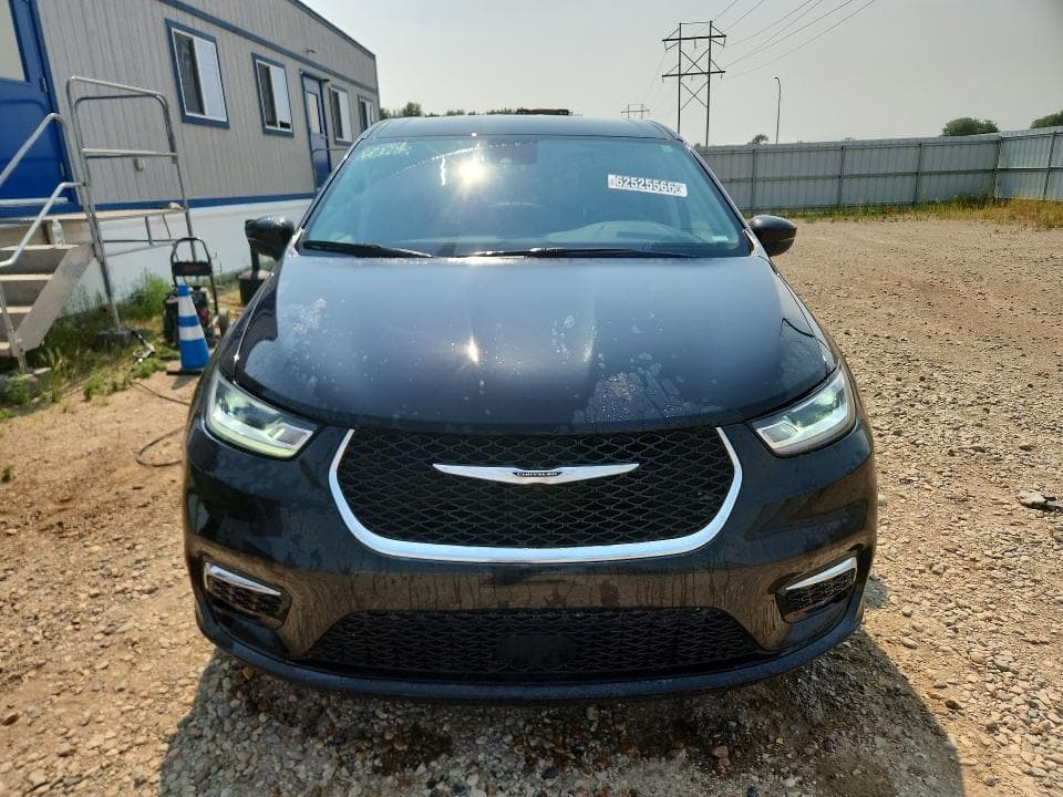 2023 CHRYSLER PACIFICA TOURING L 5