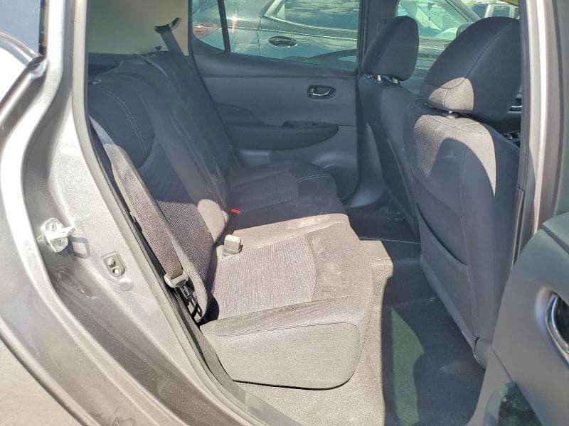 2019 NISSAN LEAF SV PLUS 11