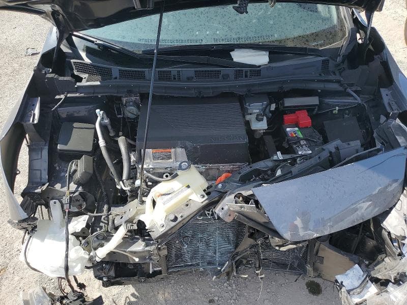 2019 NISSAN LEAF SV PLUS 12