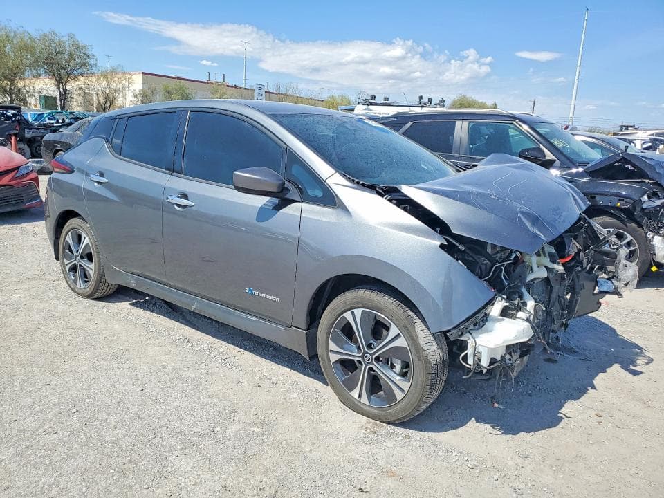 2019 NISSAN LEAF SV PLUS 4