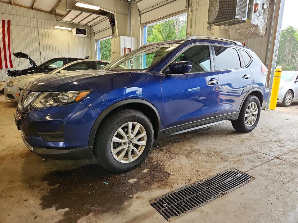 2017 NISSAN ROGUE SV - 1