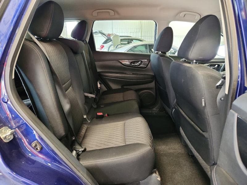 2017 NISSAN ROGUE SV 11