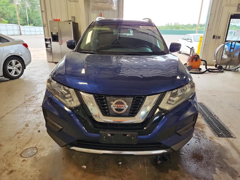 2017 NISSAN ROGUE SV 5