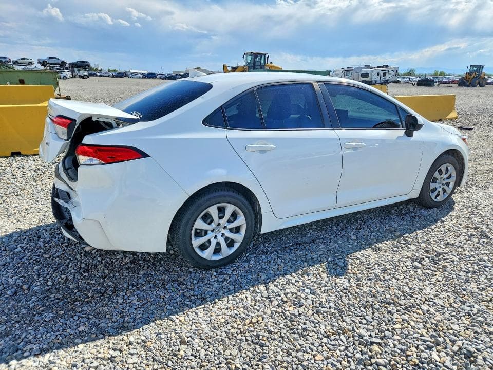 2020 TOYOTA COROLLA LE 3