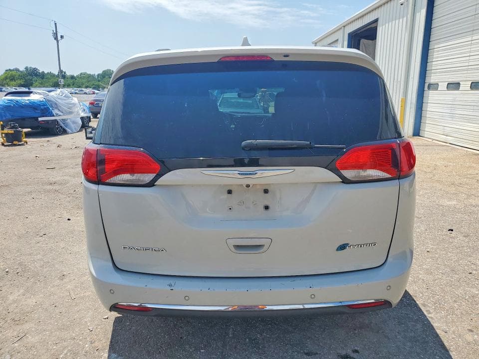 2020 CHRYSLER PACIFICA HYBRID LIMITED 6