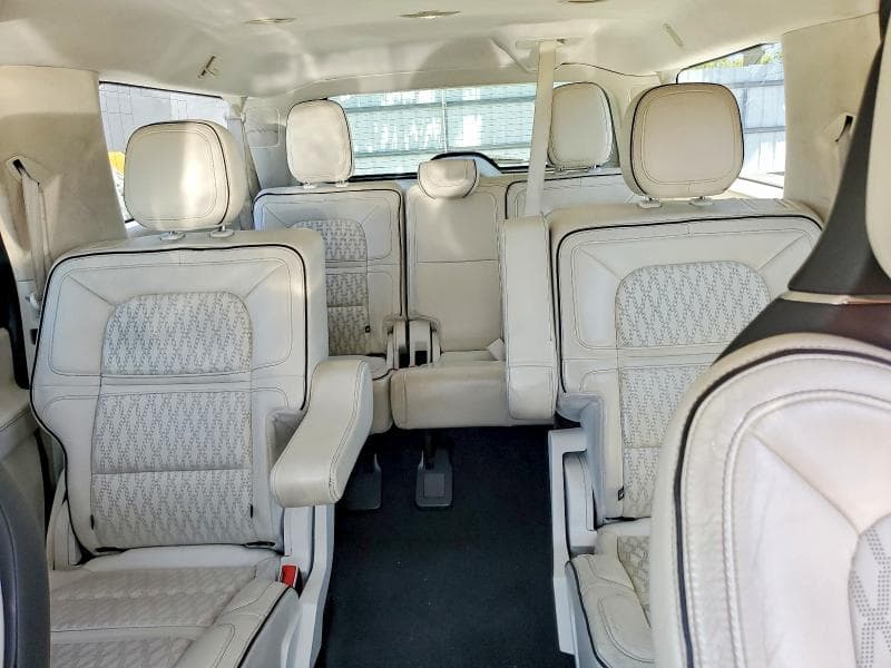 2018 LINCOLN NAVIGATOR L BLACK LABEL 10