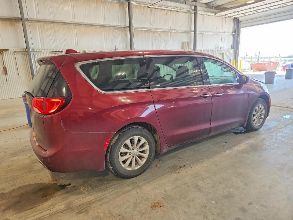 2018 CHRYSLER PACIFICA TOURING PLUS 3