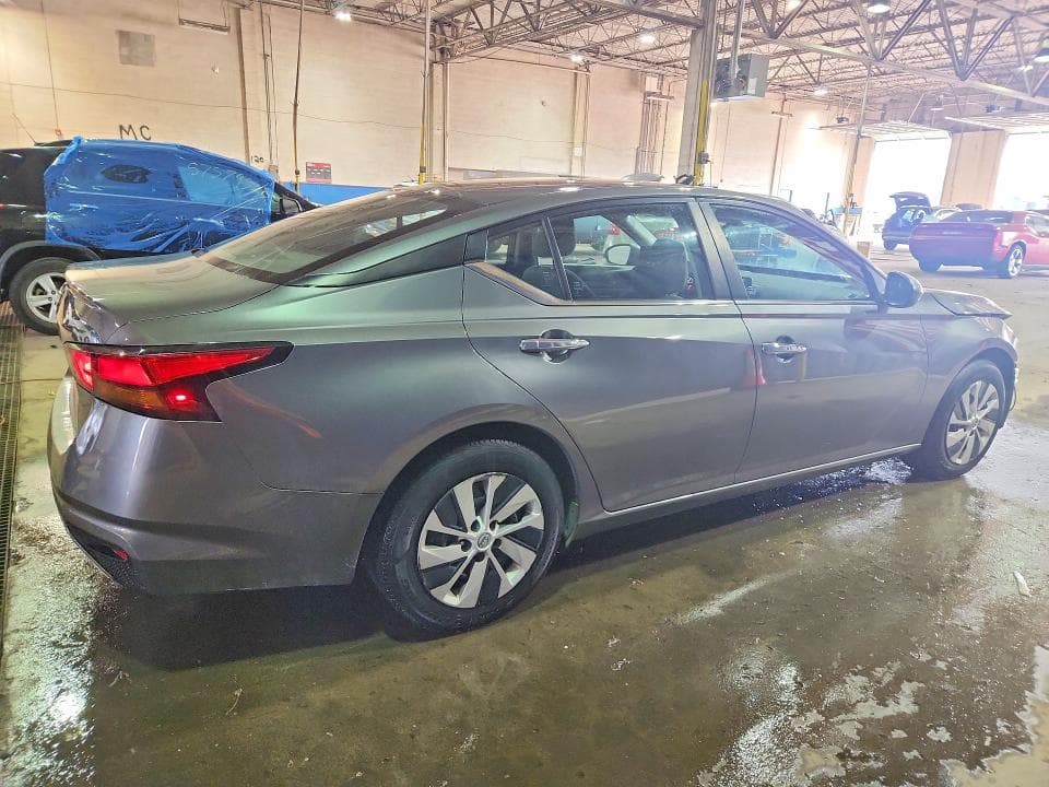 2023 NISSAN ALTIMA S 3