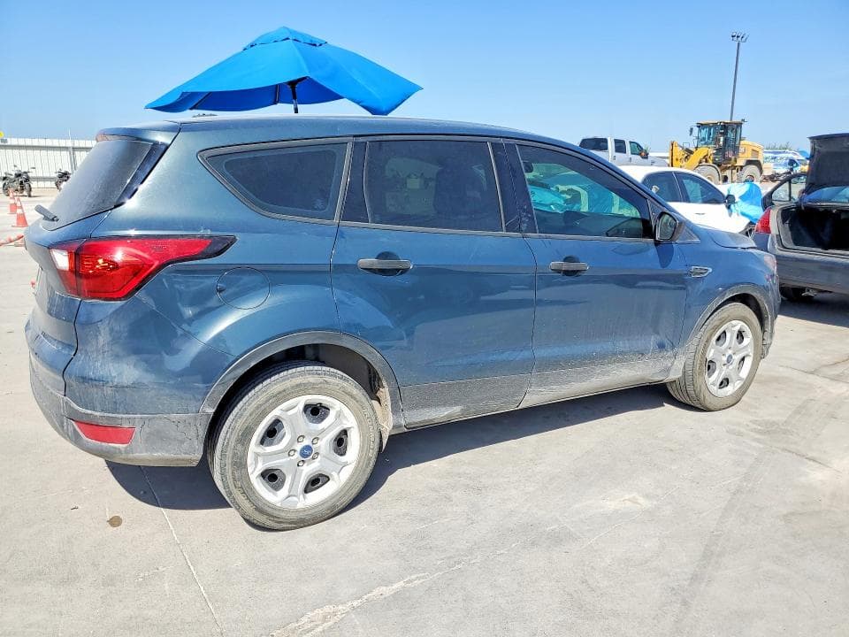 2019 FORD ESCAPE S 3