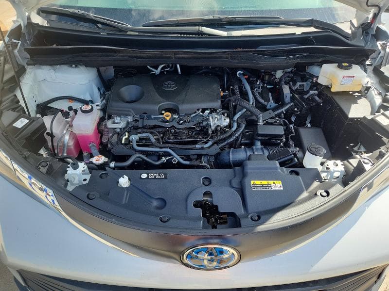2025 TOYOTA SIENNA XLE 8-PASSENGER 11
