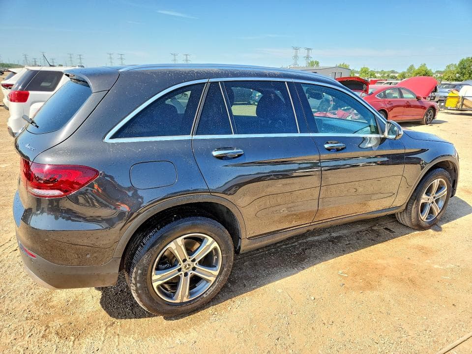 2020 MERCEDES-BENZ GLC 300 4MATIC 3