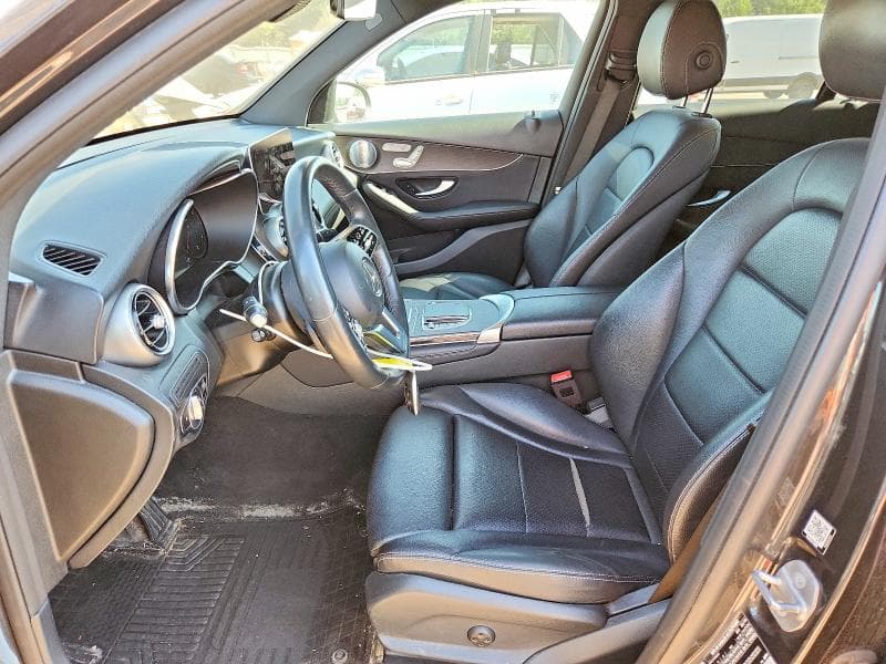 2020 MERCEDES-BENZ GLC 300 4MATIC 7