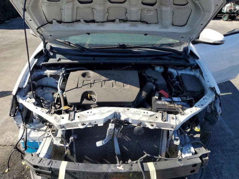 2017 TOYOTA COROLLA SE 11