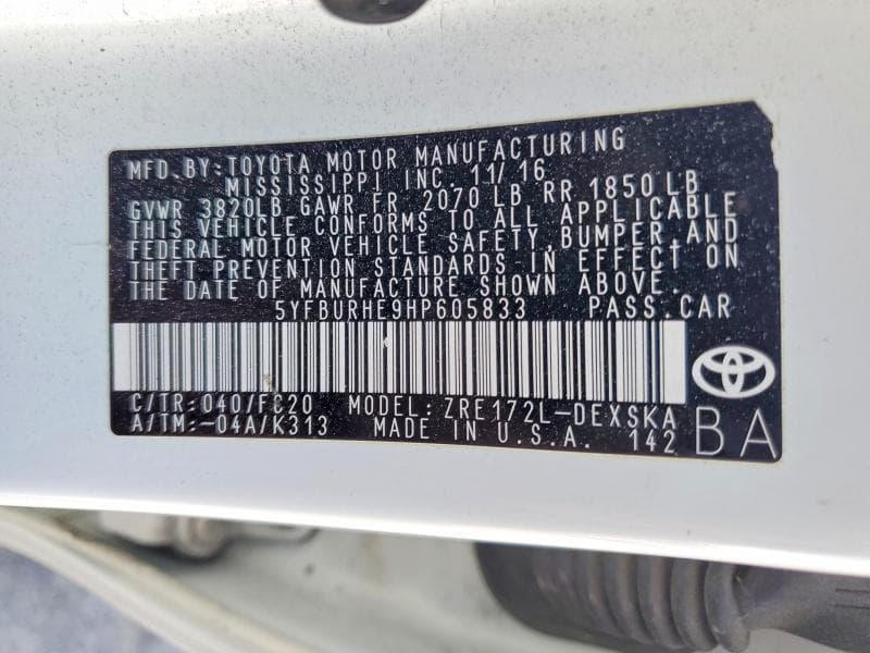 2017 TOYOTA COROLLA SE 13