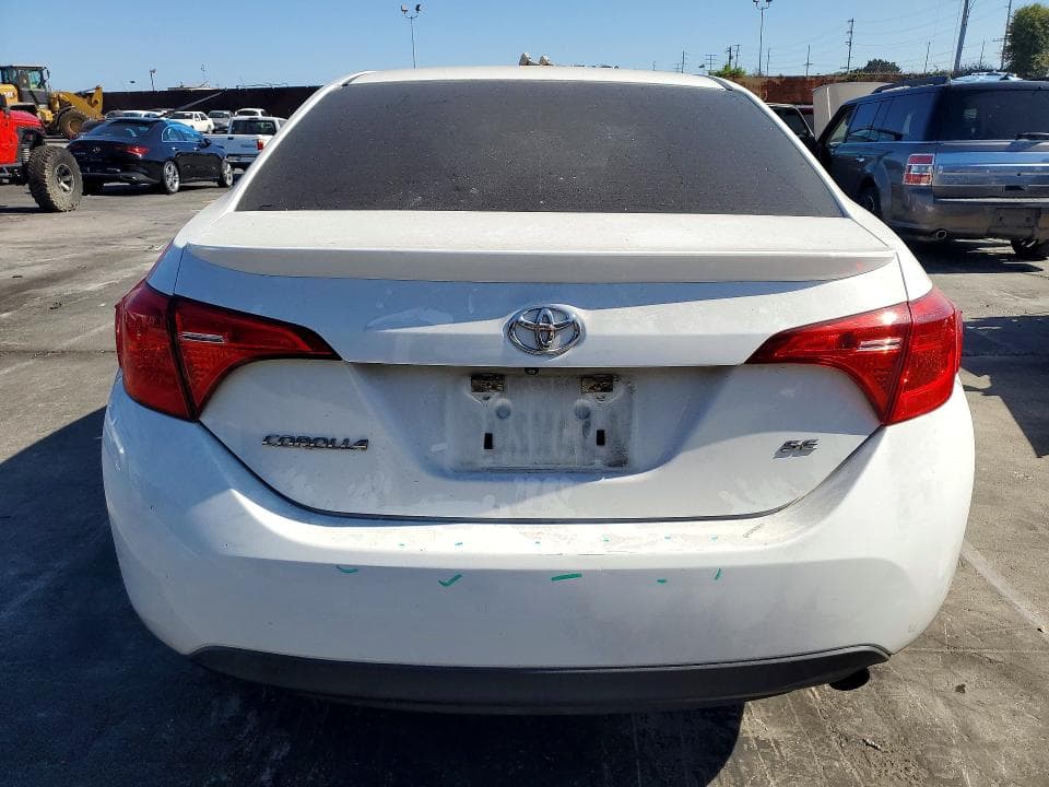 2017 TOYOTA COROLLA SE 6
