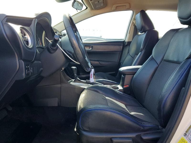 2017 TOYOTA COROLLA SE 7