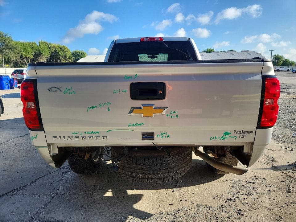 2017 CHEVROLET SILVERADO K1500 LT 6