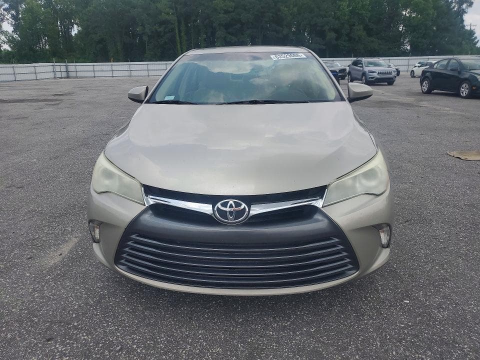 2017 TOYOTA CAMRY LE 5