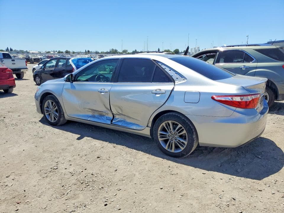 2017 TOYOTA CAMRY SE 2