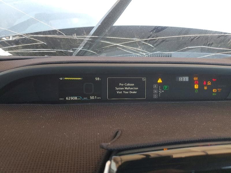 2017 TOYOTA PRIUS FOUR 9
