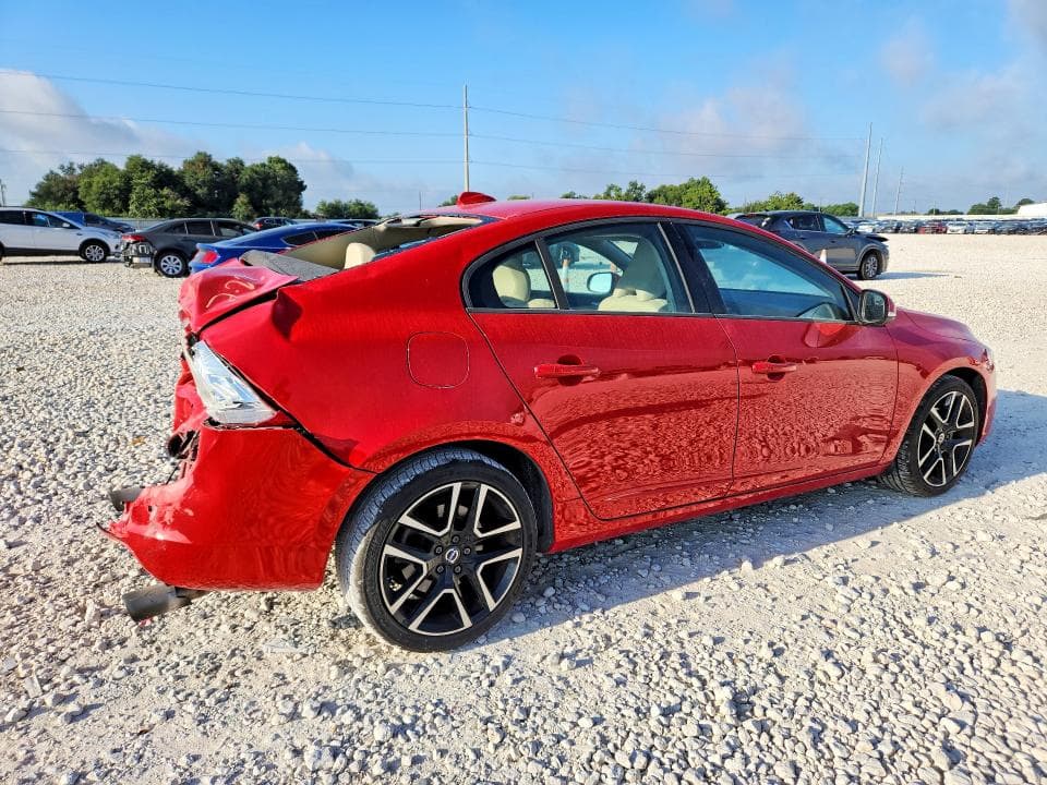 2018 VOLVO S60 DYNAMIC 3