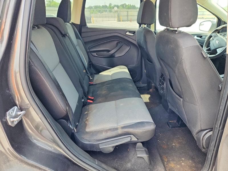2017 FORD ESCAPE SE 10