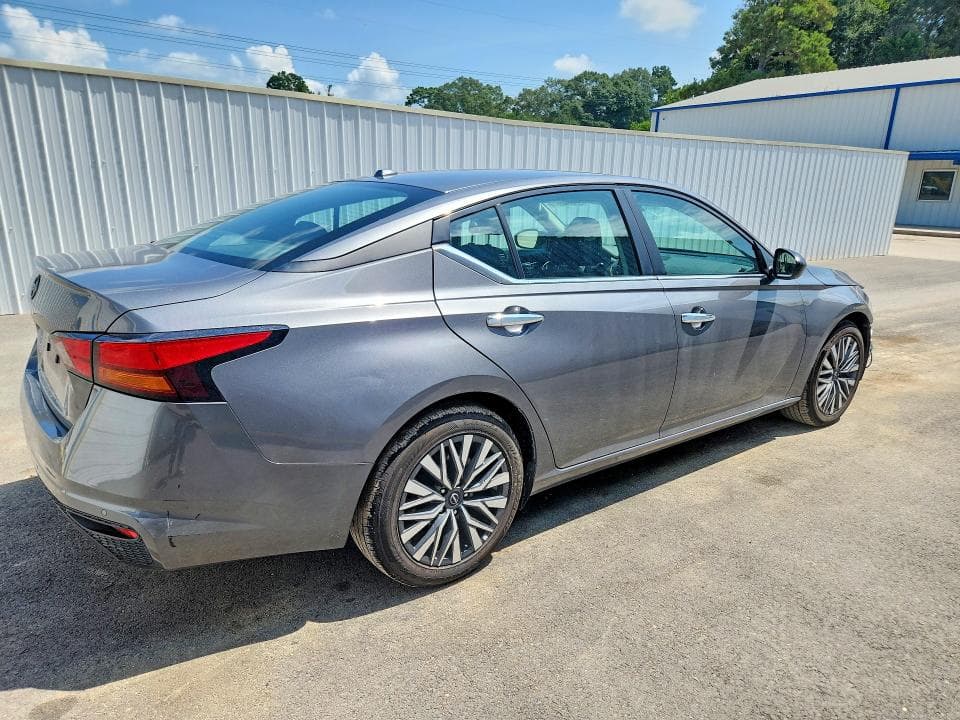 2025 NISSAN ALTIMA SV 3