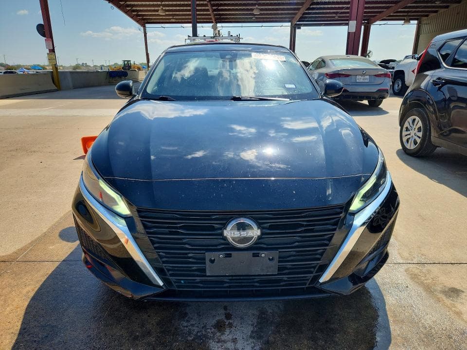 2023 NISSAN ALTIMA S 5