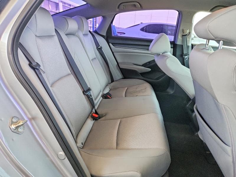 2018 HONDA ACCORD LX 10