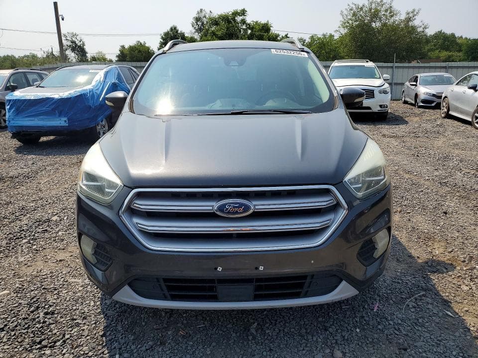 2017 FORD ESCAPE TITANIUM 5