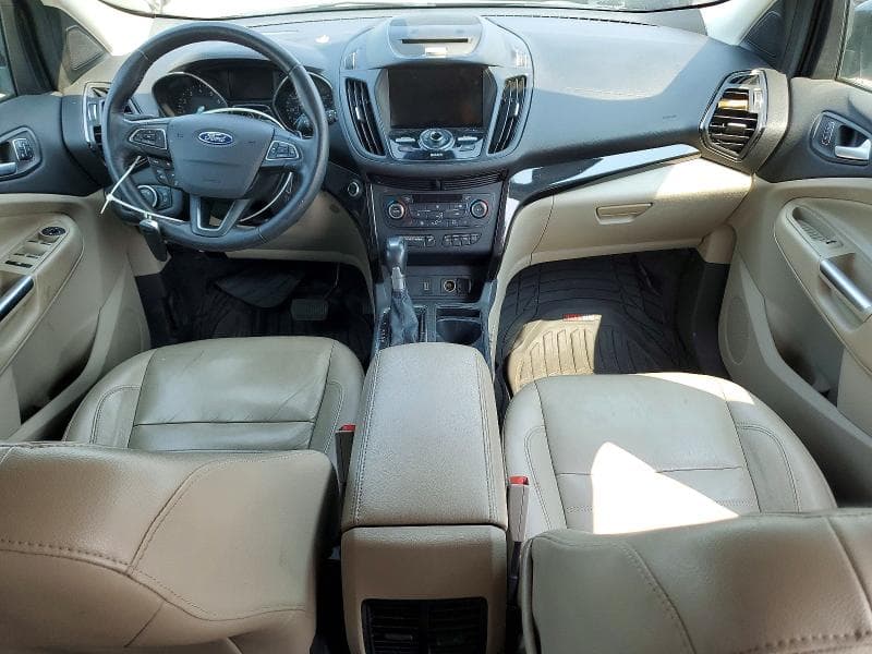 2017 FORD ESCAPE TITANIUM 8