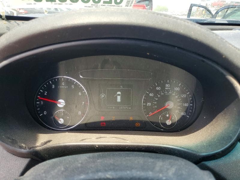 2017 KIA SORENTO LX V6 9