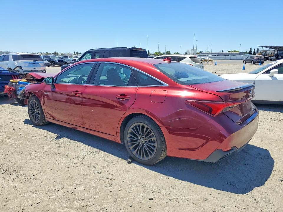 2020 TOYOTA AVALON XSE 2