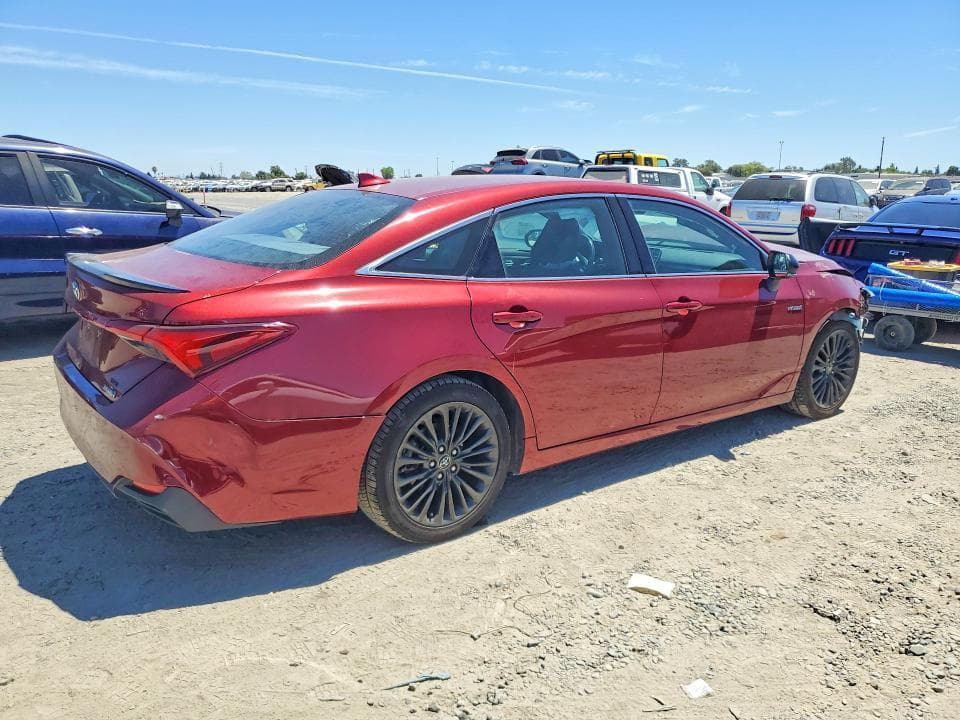 2020 TOYOTA AVALON XSE 3