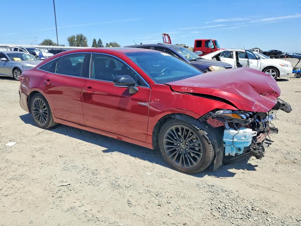 2020 TOYOTA AVALON XSE 4