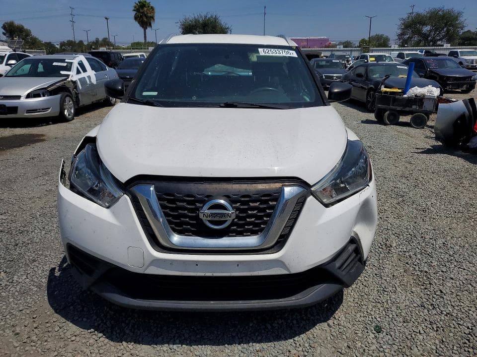 2018 NISSAN KICKS S 5