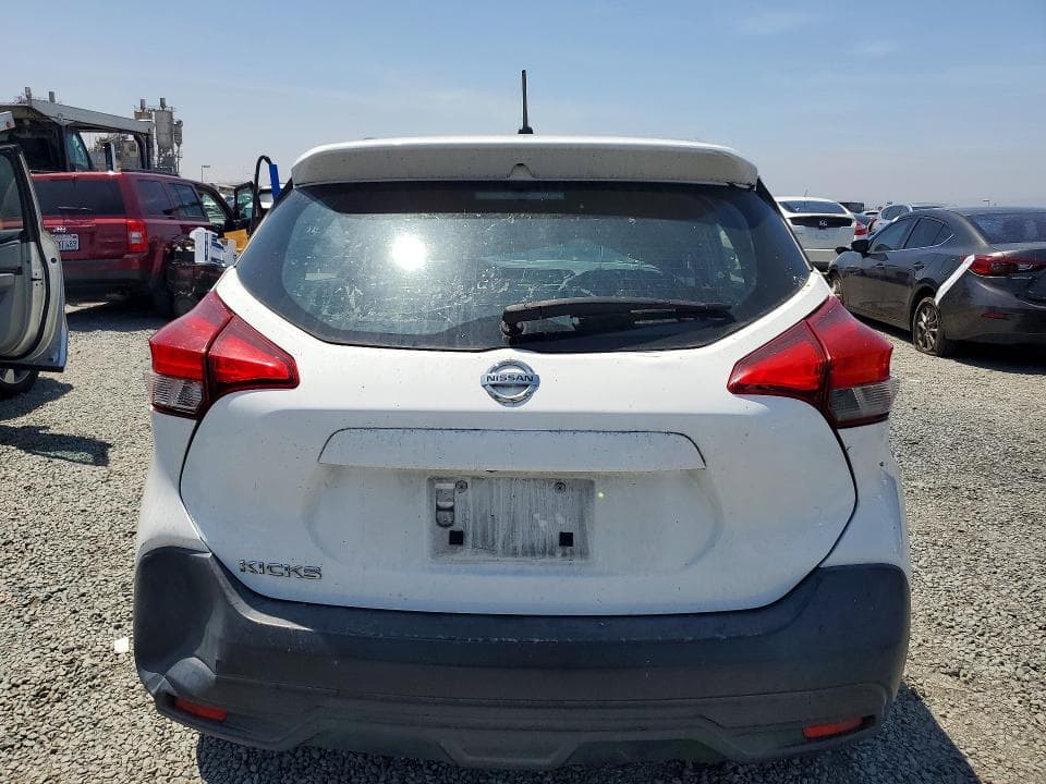 2018 NISSAN KICKS S 6