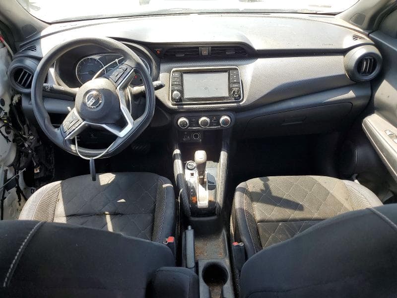2018 NISSAN KICKS S 8