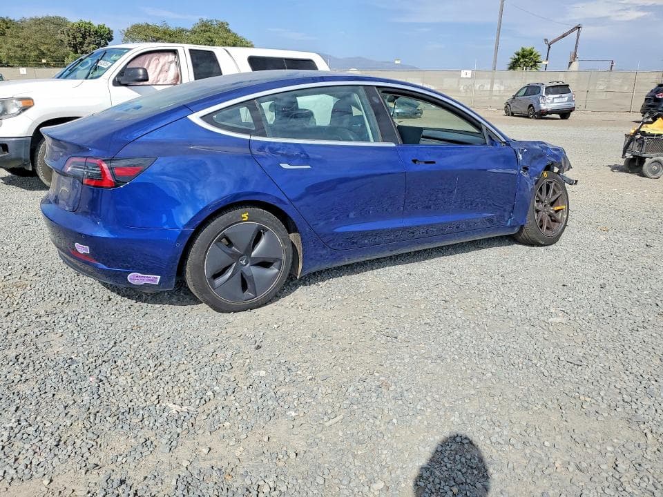 2018 TESLA MODEL 3 3