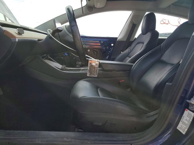 2018 TESLA MODEL 3 7