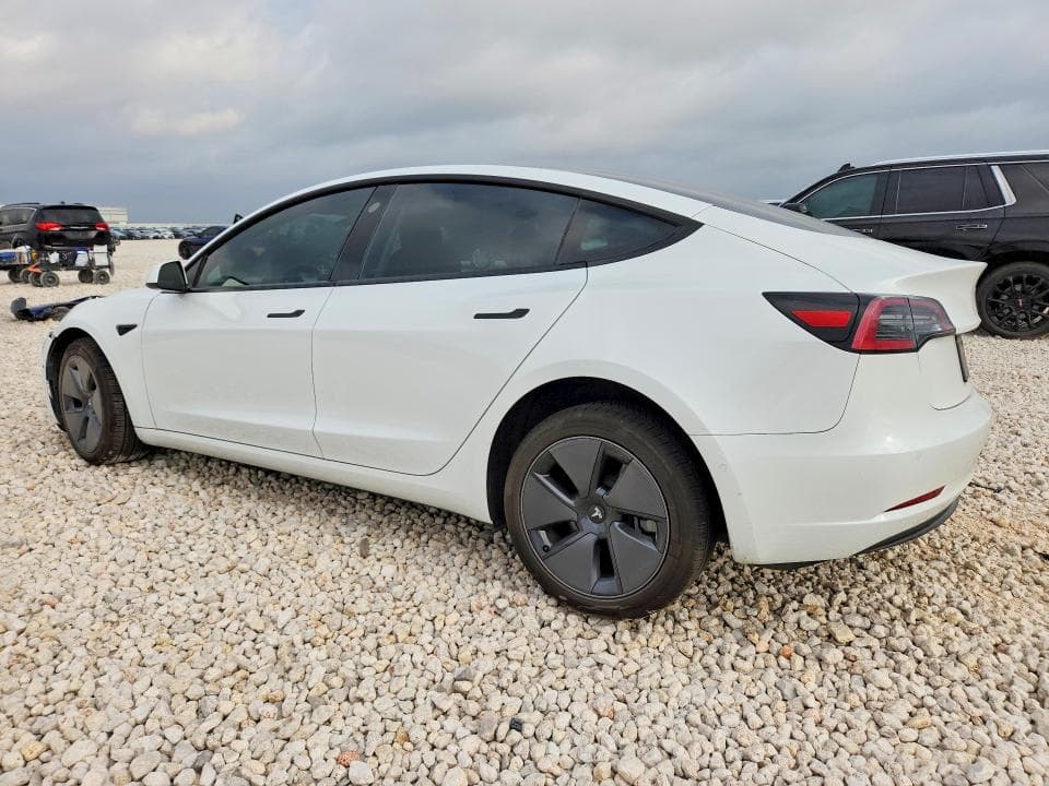 2022 TESLA MODEL 3 2