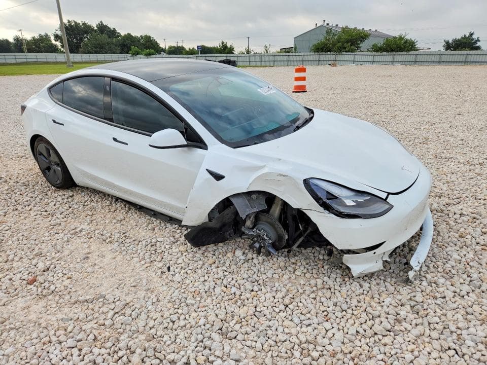2022 TESLA MODEL 3 4