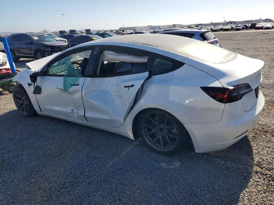 2023 TESLA MODEL 3 2