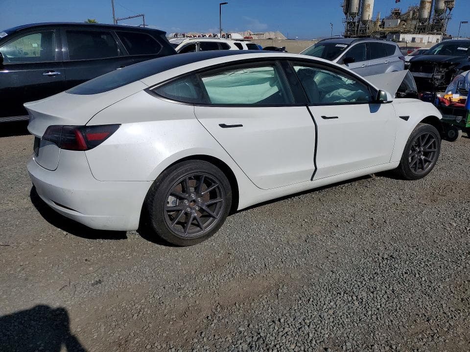 2023 TESLA MODEL 3 3