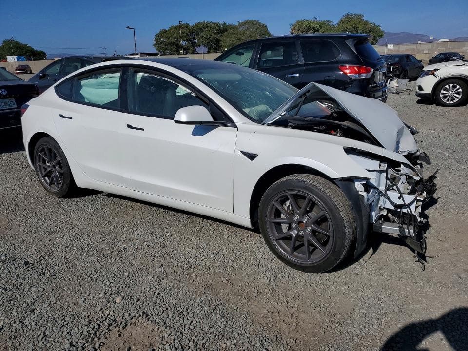 2023 TESLA MODEL 3 4