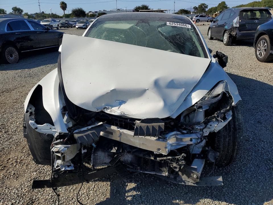 2023 TESLA MODEL 3 5